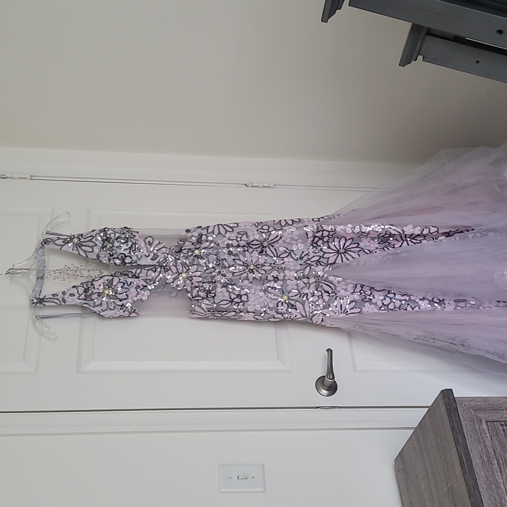 Beautiful pagent gown/ prom dress